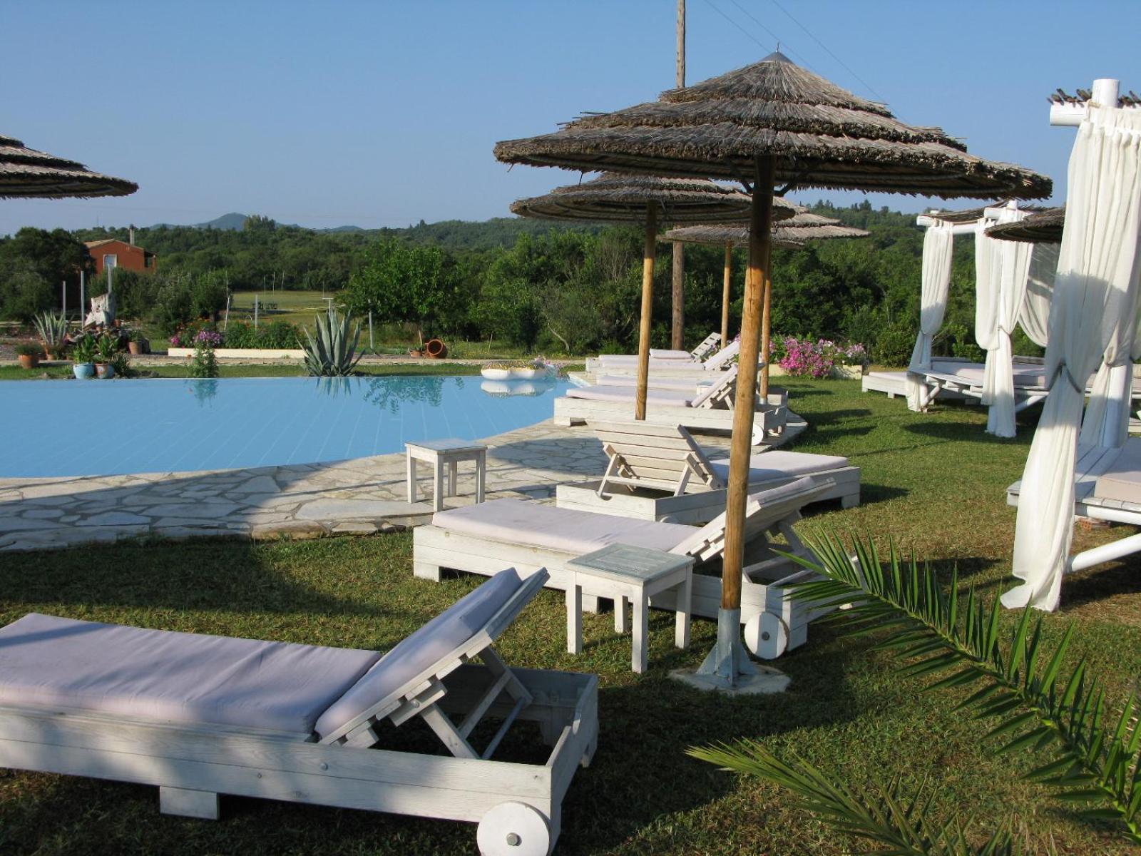 Hotel Pulades